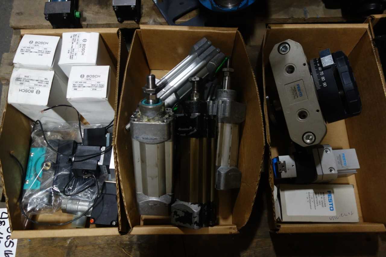 PALLET OF ASSORTED PNEUMATIC PUMPS, CYLINDERS - PNEUMATIC CYLINDERS & ACTUATORS