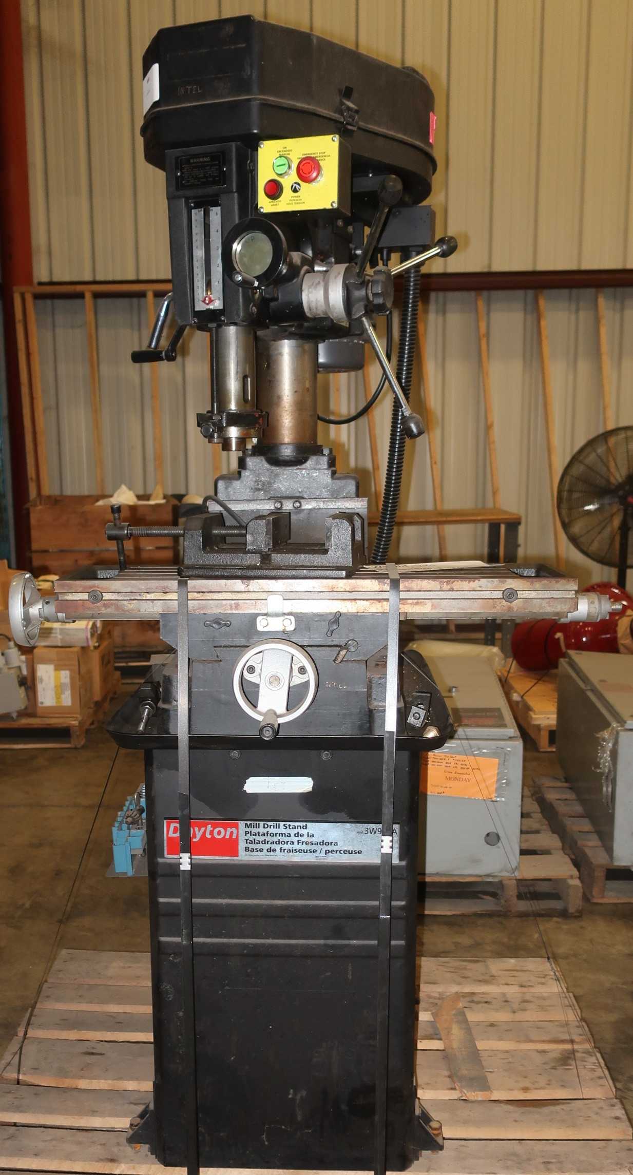 DAYTON MILL DRILL STAND 3W913A - DRILLING MACHINES