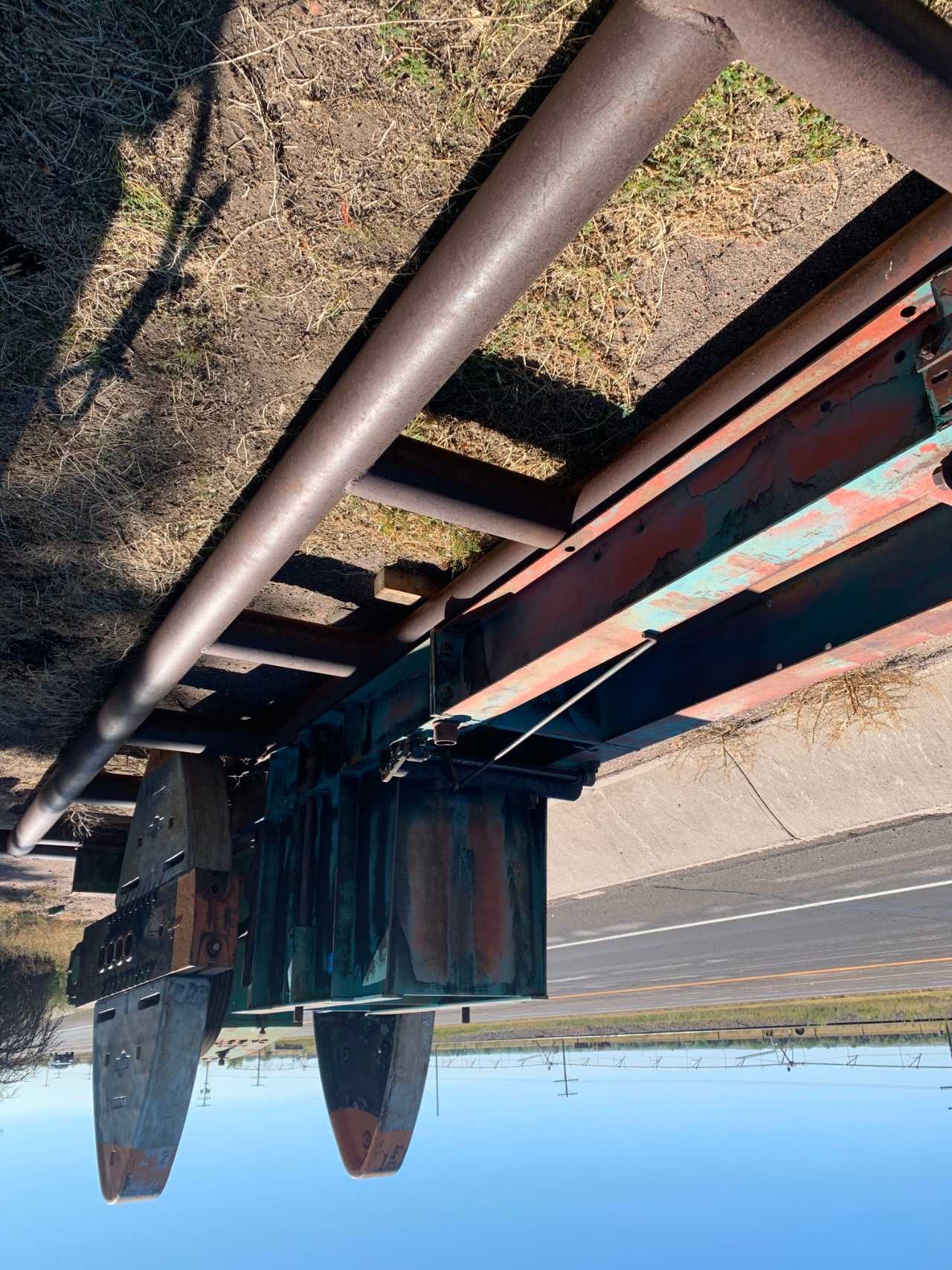 Pipe 7”wide base, Cabot gear box D160B, Int cap, cranks AC1809(2), weights AC1810(4), beam, no saddle bearing, no wrist pins, tail bearings w/equalizer, no pitman arms, Sampson post - PALLET JACKS