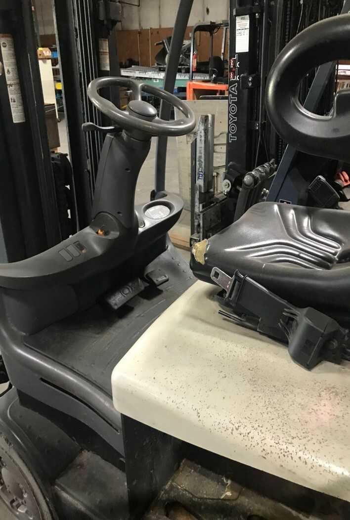 # 14 / Crown Electric Lift - FORKLIFTS