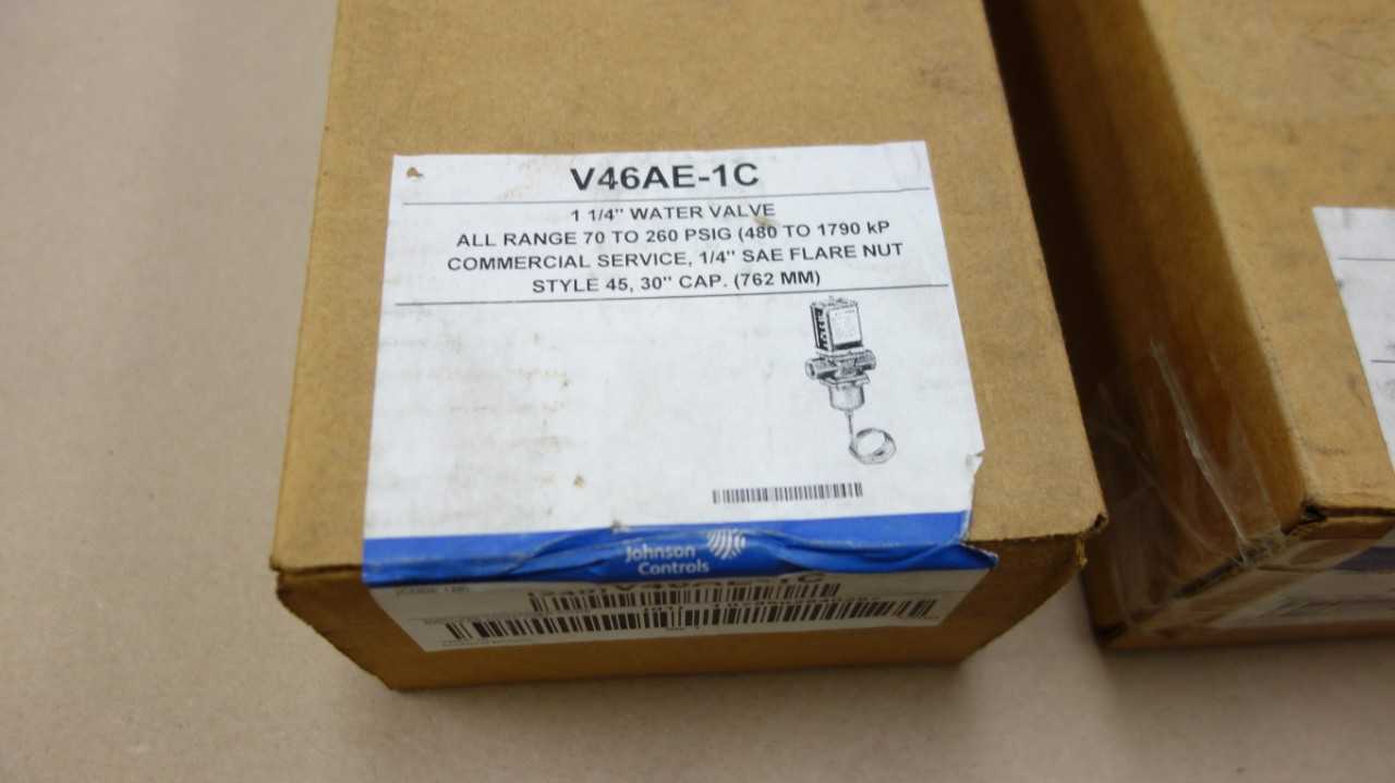LOT OF 2 JOHNSON CONTROLS V46AE-1C 1-1/4 IN WATER REGULATING VALVE - VALVES