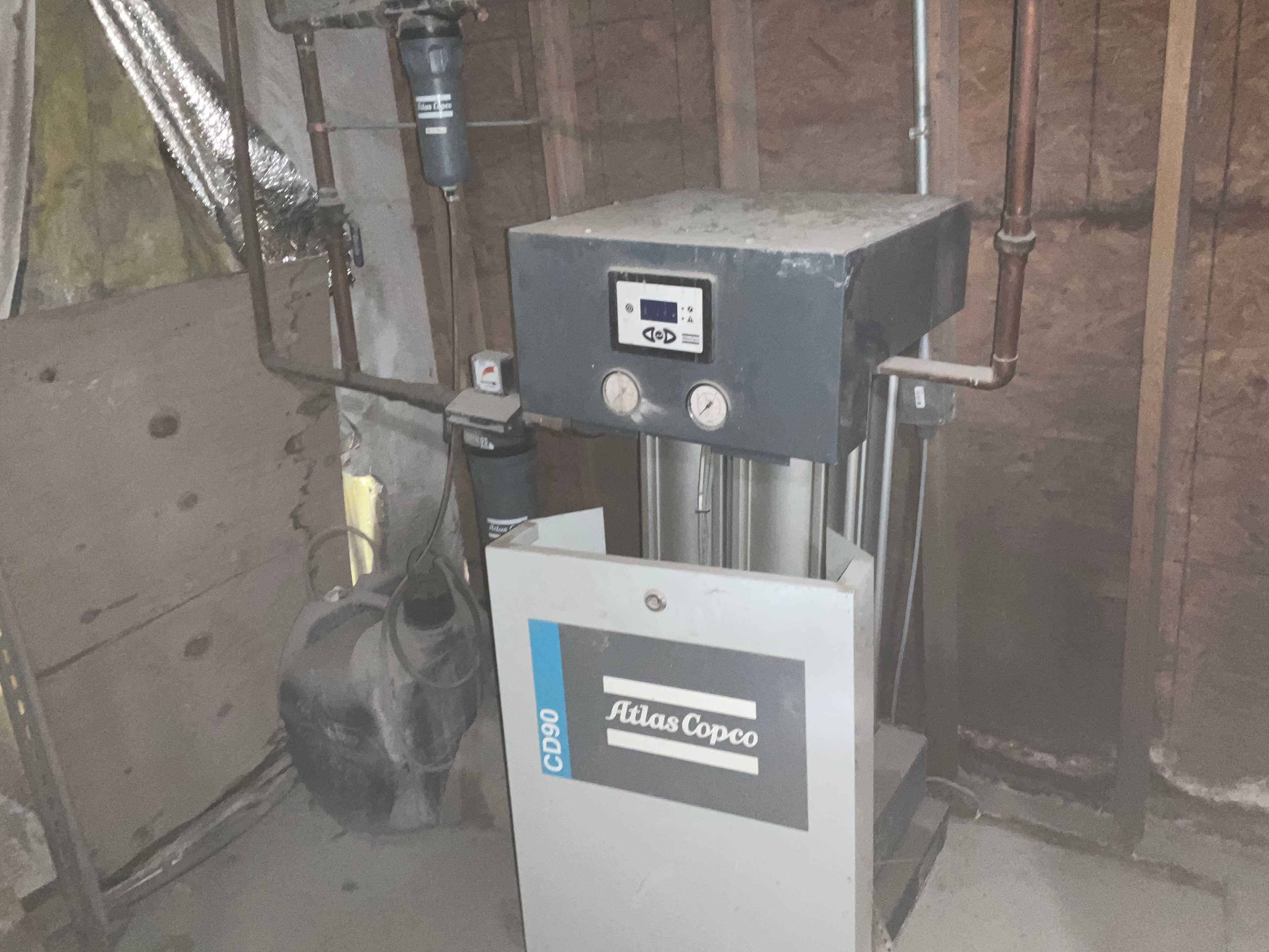 ATLAS COPCO CD90 AIR DRYER - AIR DRYERS