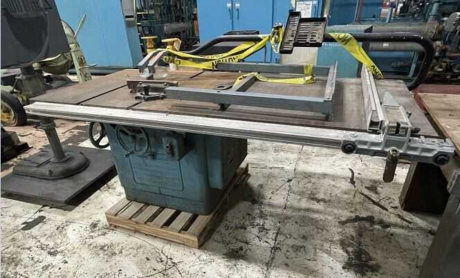 Delta Arbor Table Saw - METAL SAWS
