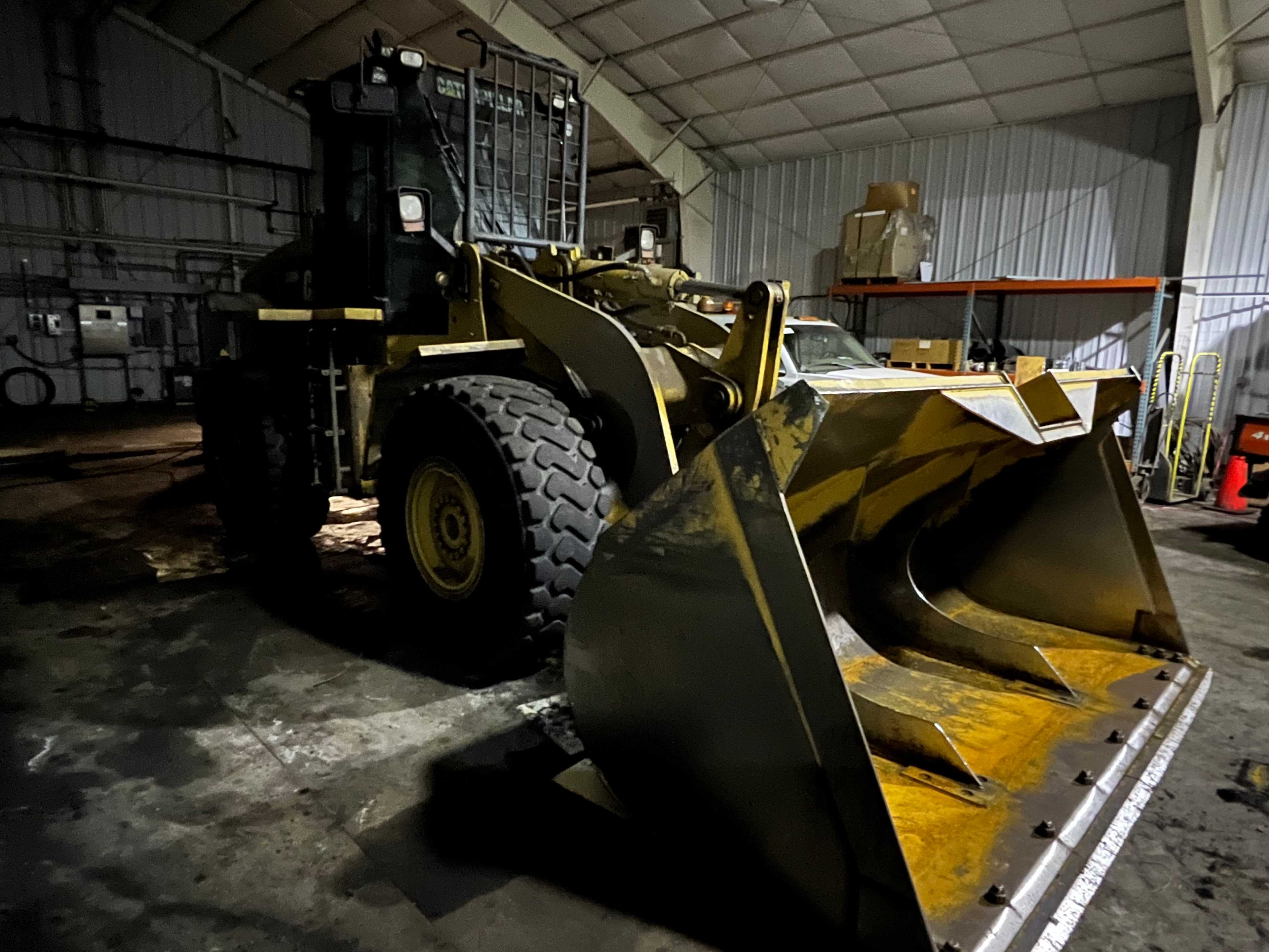 Caterpillar 938H Frontend Loader - WHEEL LOADERS
