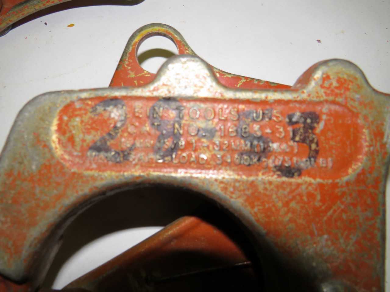 LOT OF 2 KLEIN 1685-31 BULLDOG WIRE PULLING GRIP - ELECTRIC POWER TOOLS