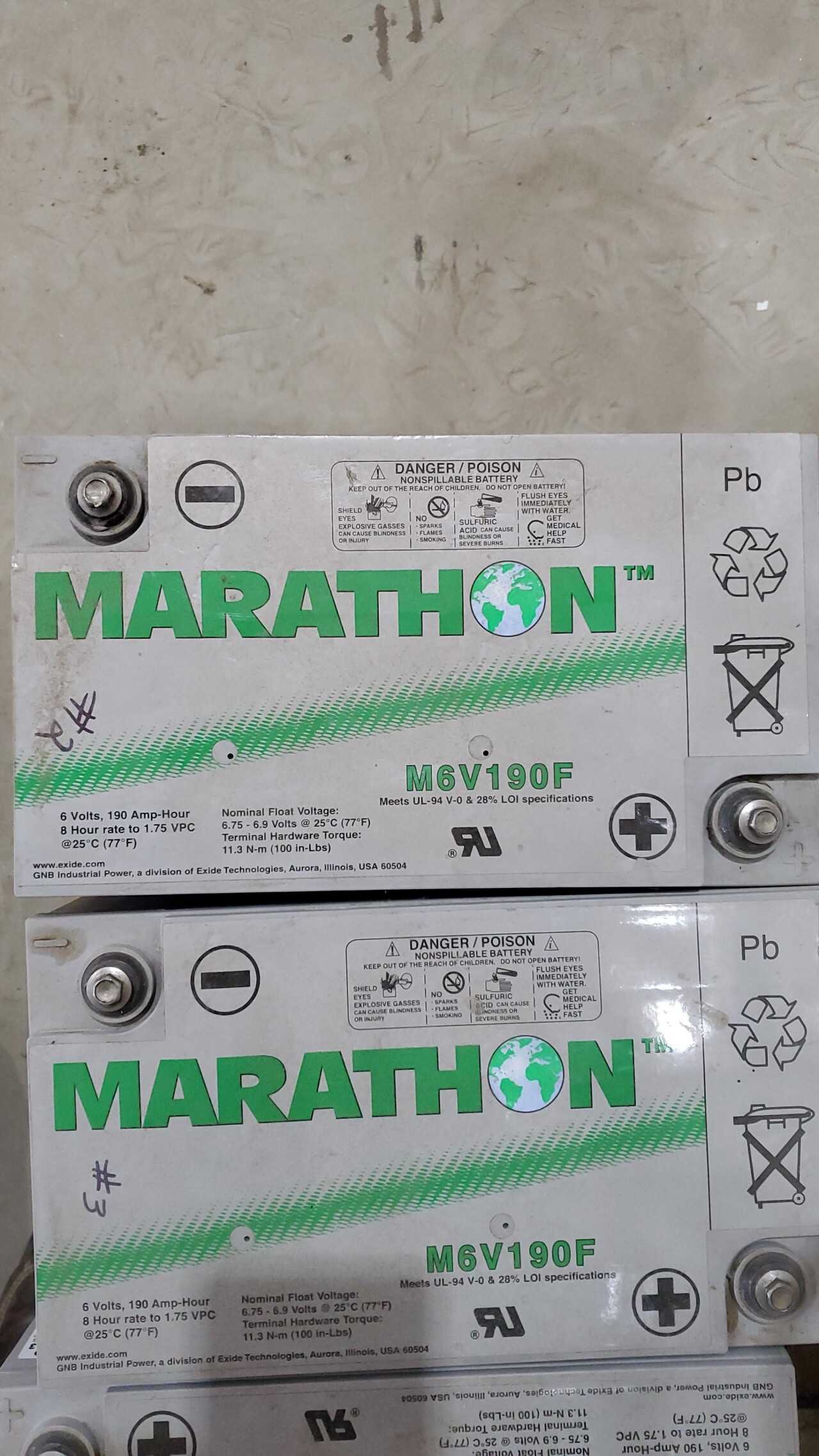 8 UPS M6V190F batteries - UPS