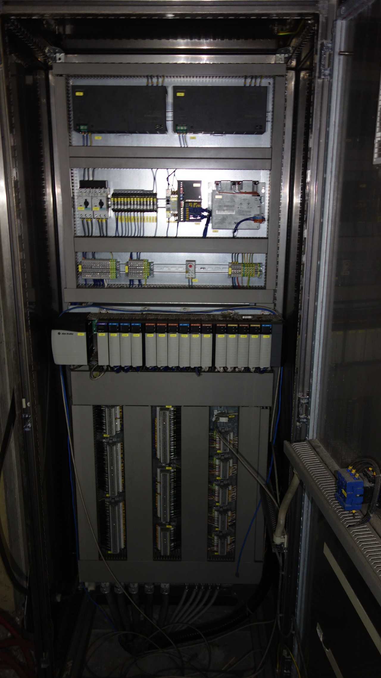 VIB PLC CABINET W/ ALLEN-BRADLEY 1756 MODULES - AUTOMATION & CONTROLS