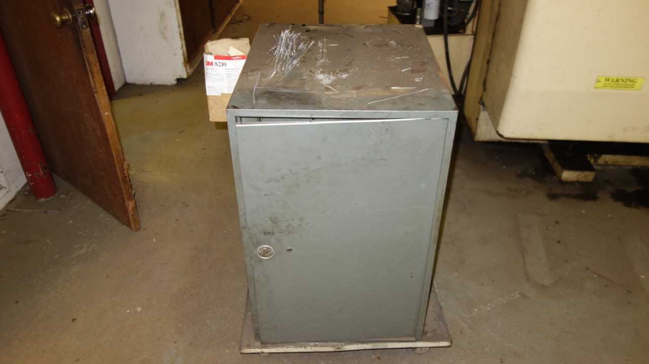 ROLLING MOBILE CABINET WITH ASSORTED PUNCHES AND DIES