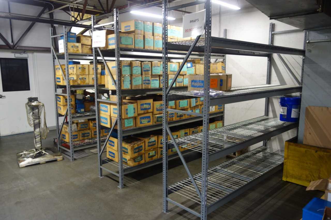 3x sections shelving - SHELVING