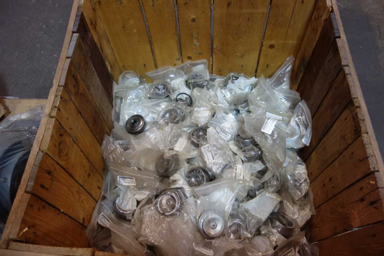 2 PALLETS OF ASSORTED PILLOW BLOCK BEARINGS AND ROLLER BEARINGS- DODGE - BEARINGS