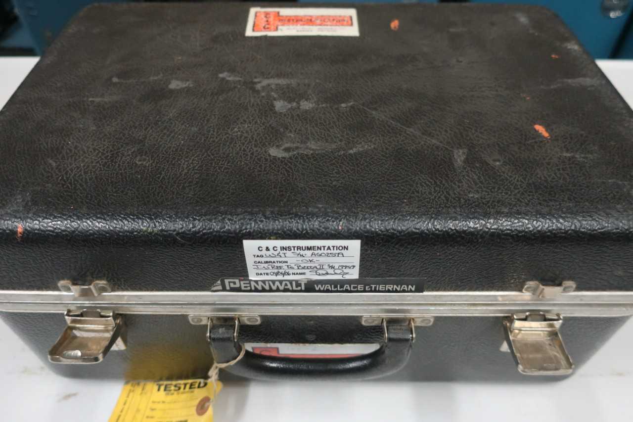 WALLACE & TIERNAN 65-120 PORTABLE PNEUMATIC CALIBRATOR - PNEUMATIC POWER TOOL