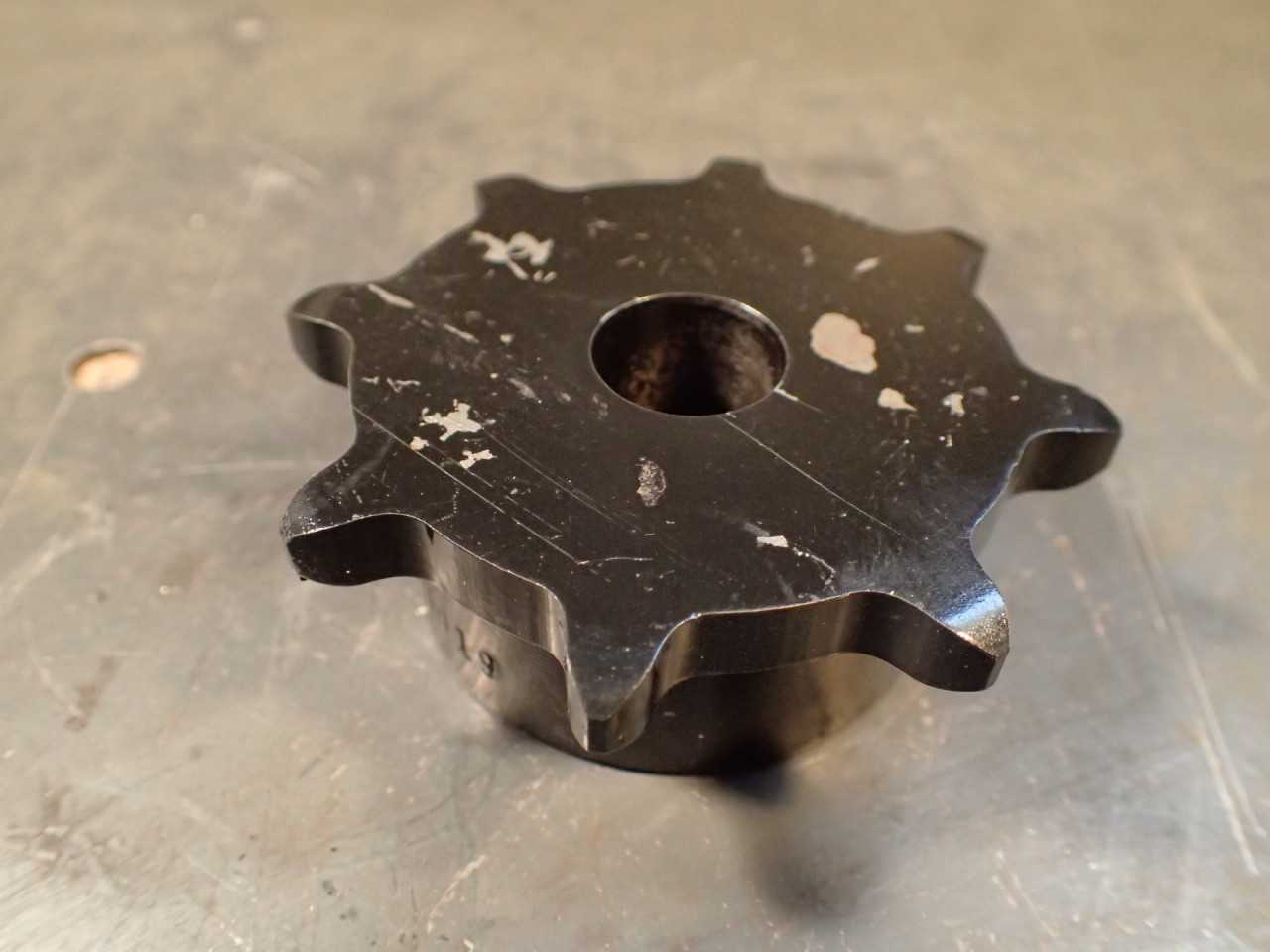 Boston Gear H919 Block Chain Sprocket 8-Tooth 5/8" Bore for 5/16 Wide B504 Chain - SPROCKET