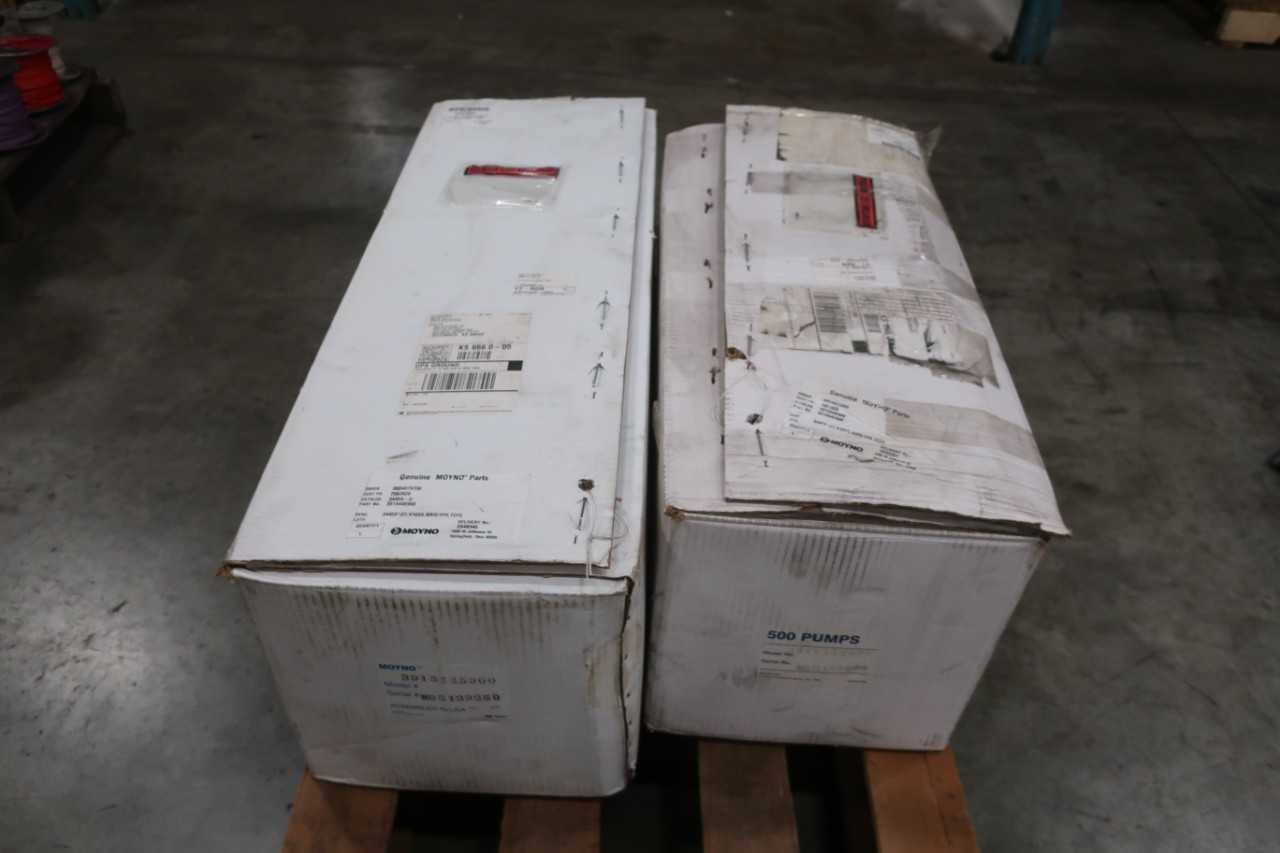 LOT OF 2 MOYNO PROGRESSIVE CAVITY PUMPS 3913445900 - CAVITY PUMP