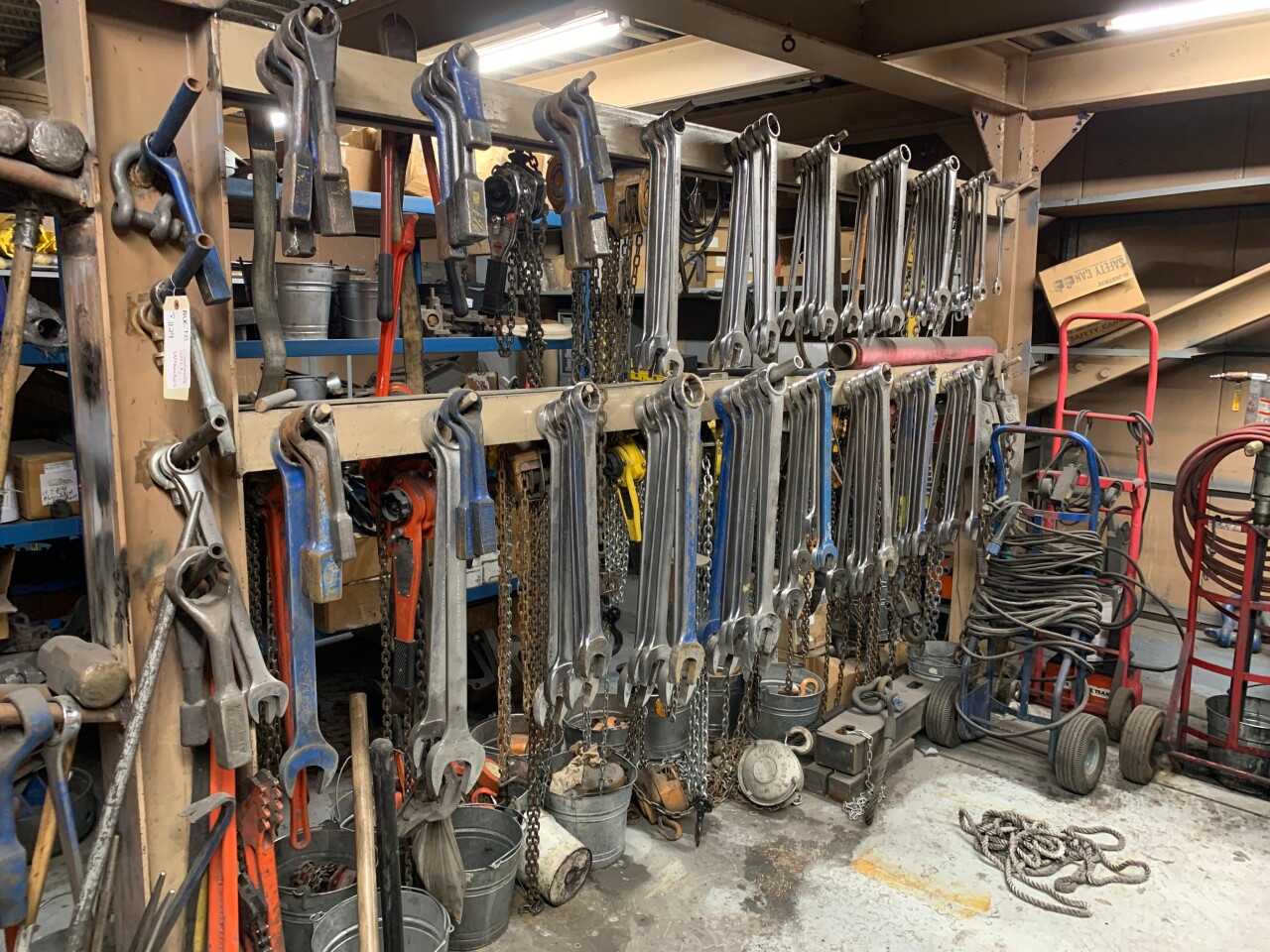 LOT OF WRENCHES - HAND TOOLS
