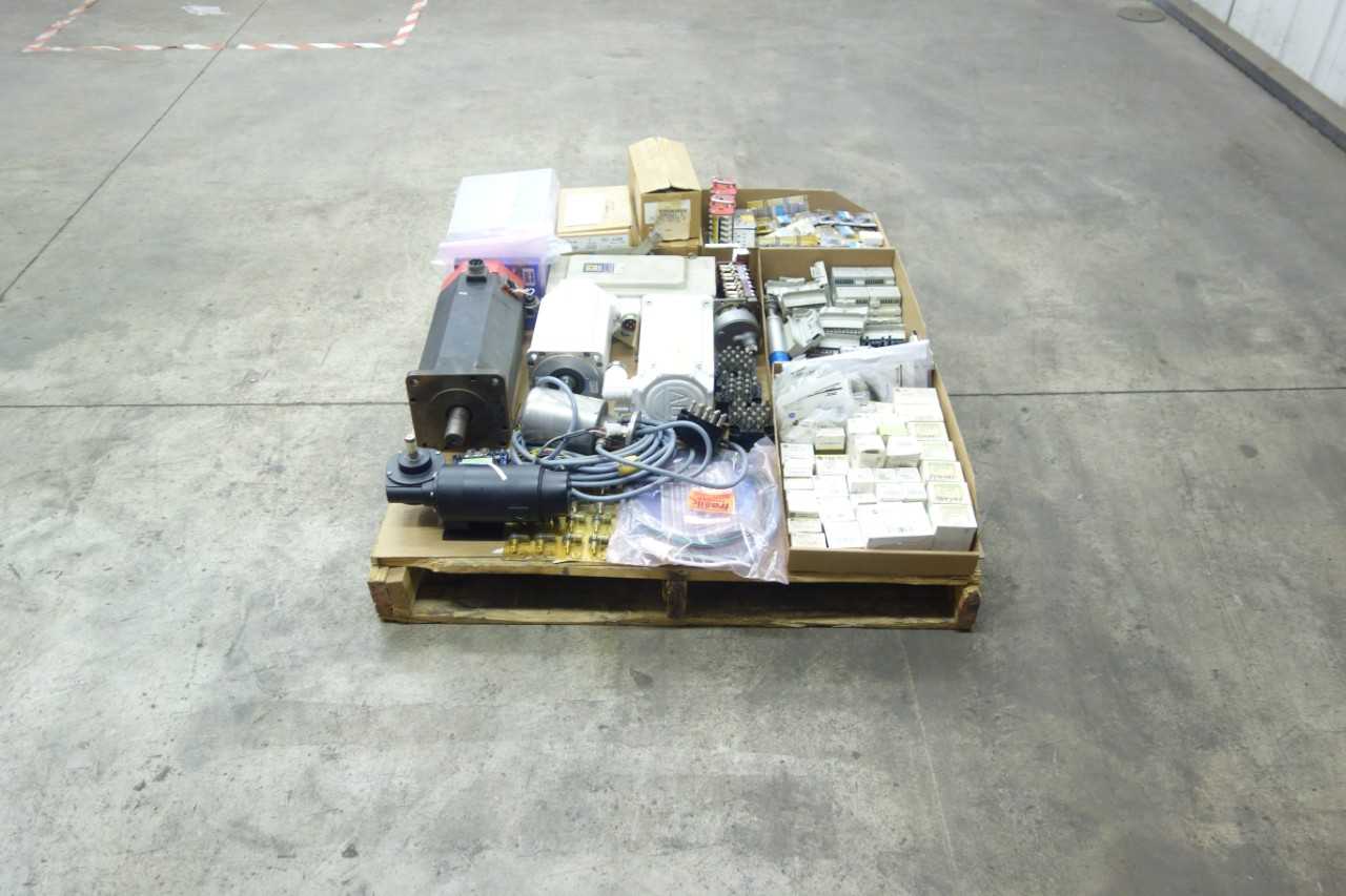 PALLET OF ASSORTED ELECTRICAL - ELECTRICAL COMPONENTS