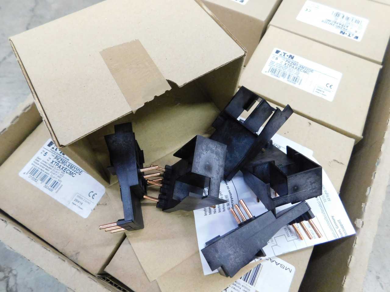 Lot of 24 Electrical Connection Module' - ELECTRICAL COMPONENTS