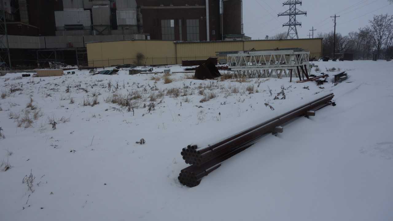 LOT OF ASSORTED STEEL REPLACEMENT PARTS, TUBING, PIPING, PIPES, BEAMS - MISCELLANEOUS