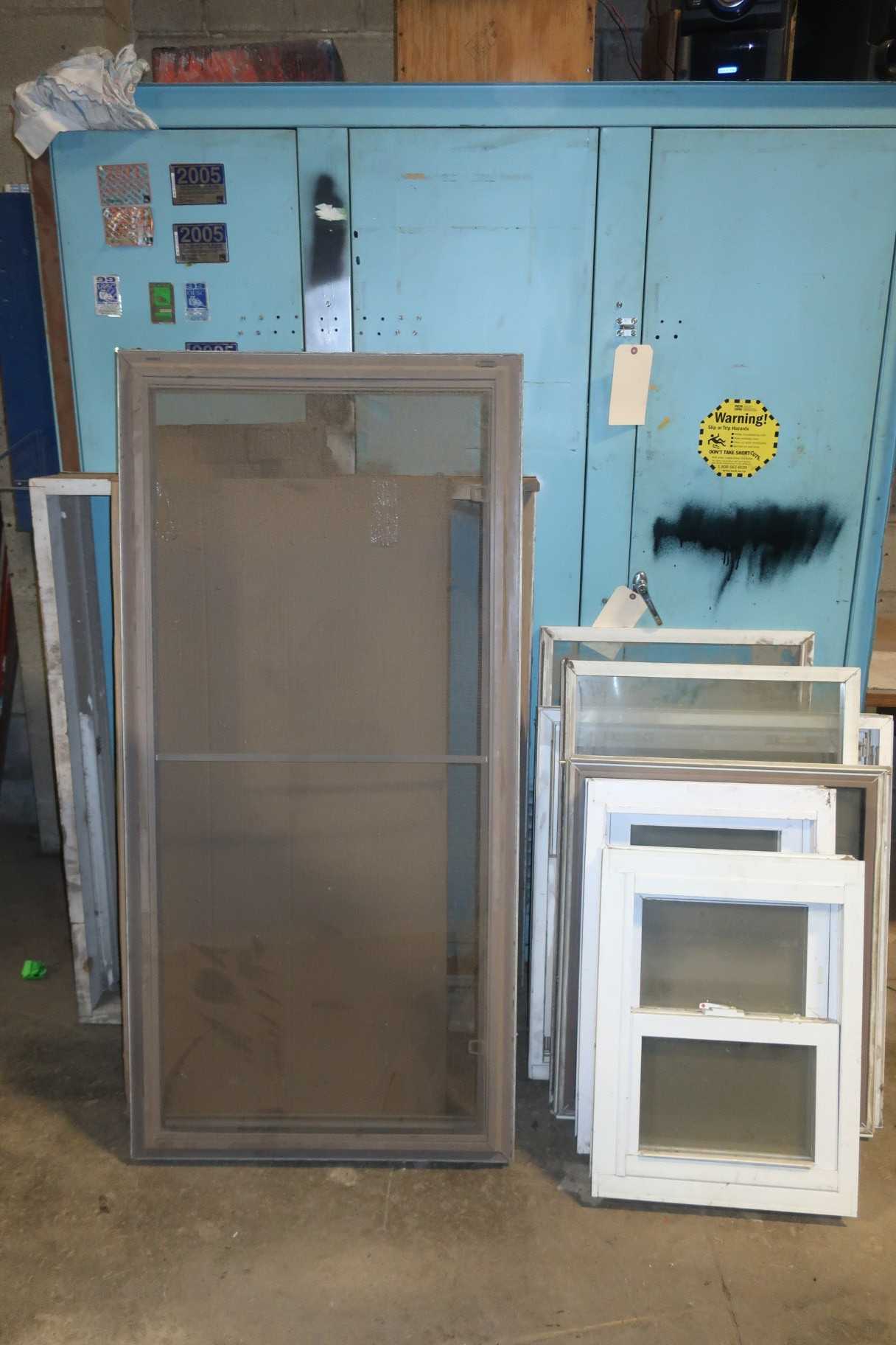 LOT OF ASSORTED WINDOWS - MISCELLANEOUS