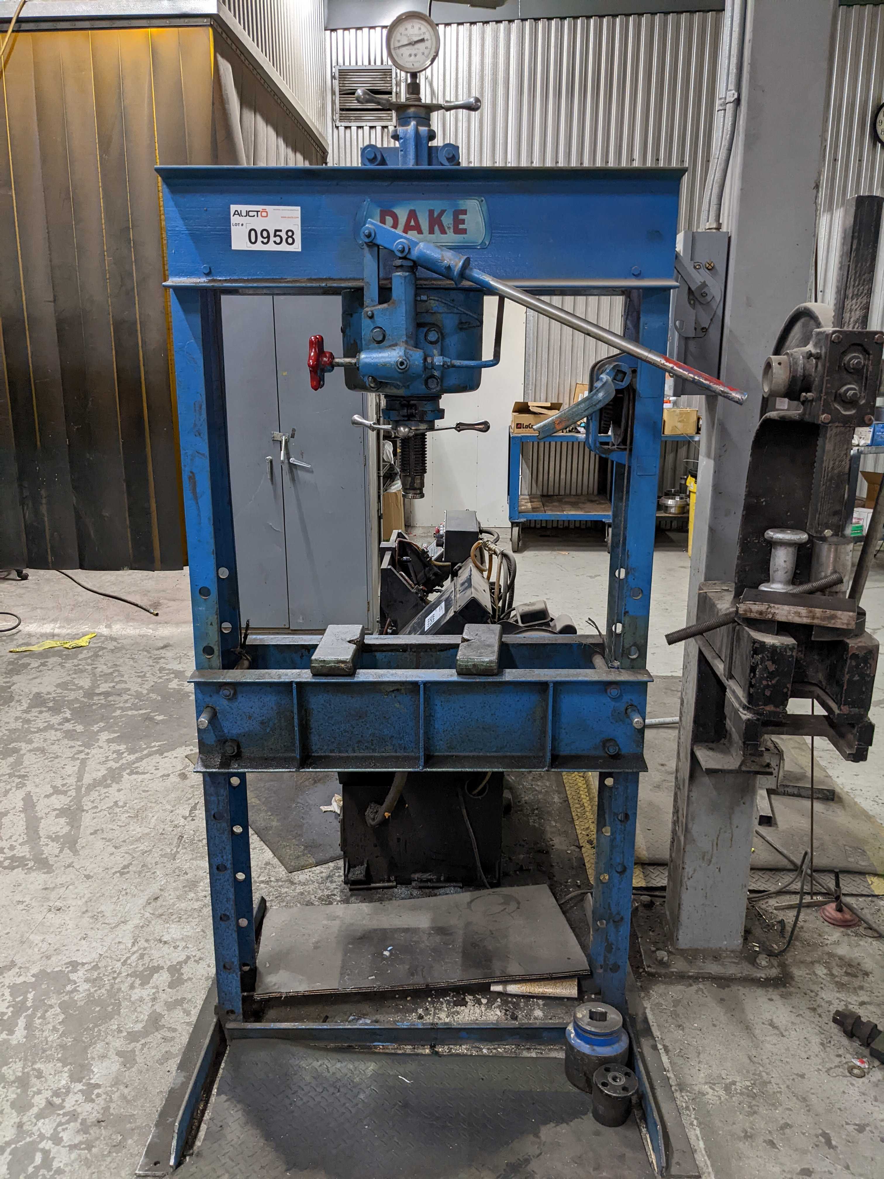 HYDRAULIC SHOP PRESS - HYDRAULIC WORKSHOP PRESS