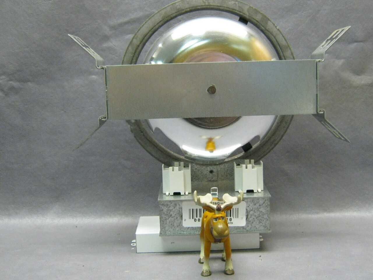 (5) Juno Down-Lites CHS8-226Q-DB120 HCF HSG 2-26W 120/277V - LIGHTING (5) Juno Down-Lites CHS8-226Q-DB120 HCF HSG 2-26W 120/277V - LIGHTING