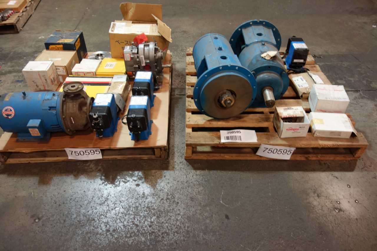 2 PALLETS OF ASSORTED PUMPS, PUMP PARTS AND ACCESSORIES- PARKER, GOULDS, PULSATRON, GARDNER DENVER - PUMPS
