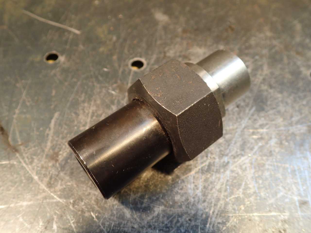 DA-100 Low Profile Double Angle Collet Chuck: 1" Shank w/ 1/2" -20 Female Thread - MACHINE TOOLING