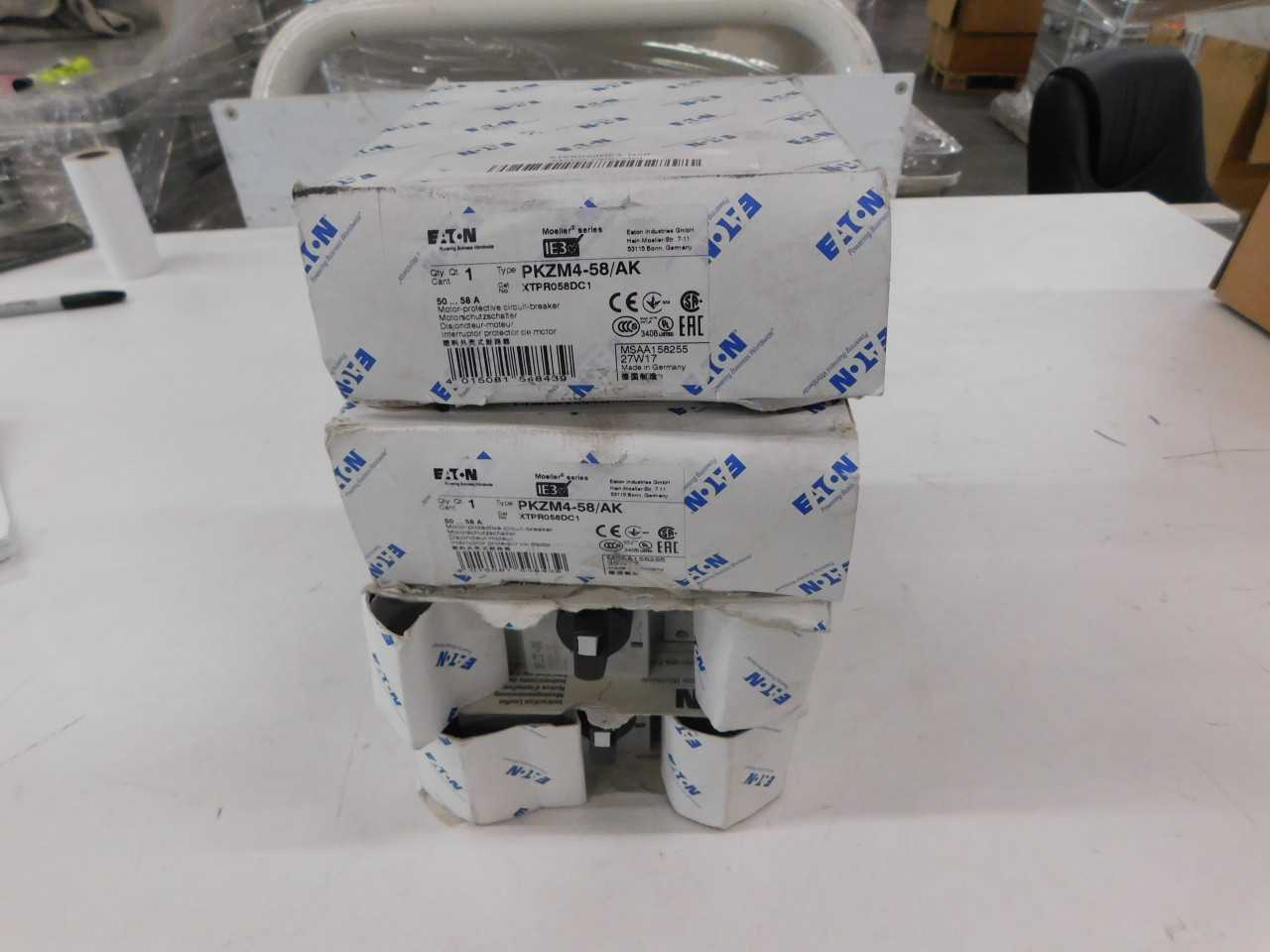 Lot of Quantity 4x XTPR058DC1 Motor Operators - ELECTRIC MOTORS