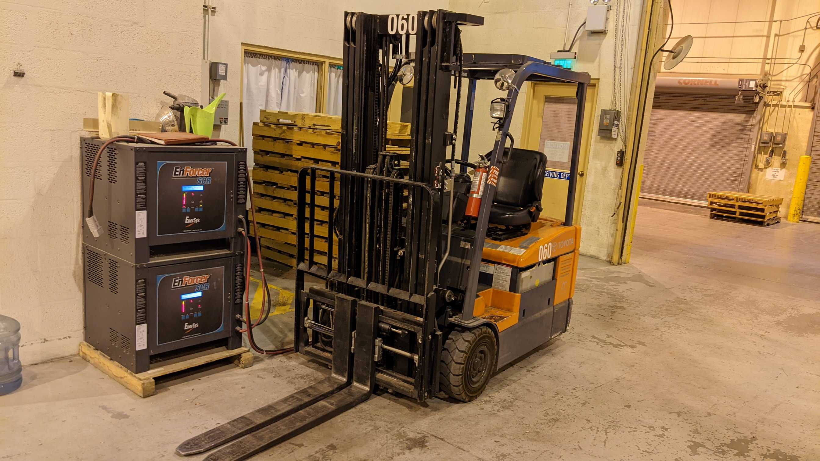 2009 Toyota Forklift - FORKLIFTS