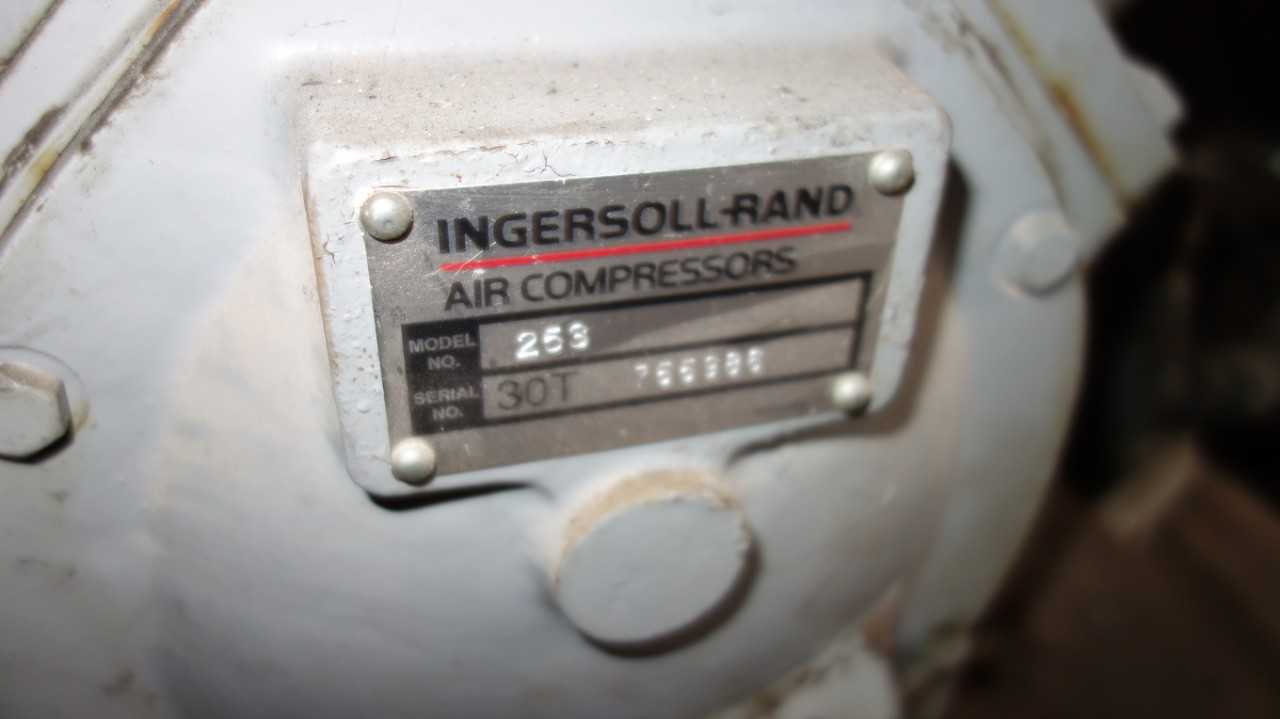 INGERSOLL-RAND 253 D5 5HP 230V-AC TYPE 30 AIR COMPRESSOR - AIR COMPRESSORS