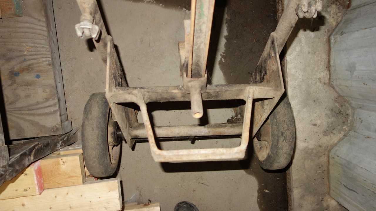STEEL BARREL MOVING DOLLY - ELECTRIC POWER TOOLS