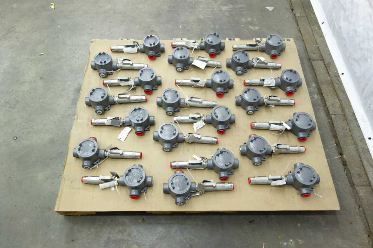 LOT OF 22 SOR 6AH-EF5-M4-C2A-RRTB PRESSURE SENSORS - INSTRUMENTATION