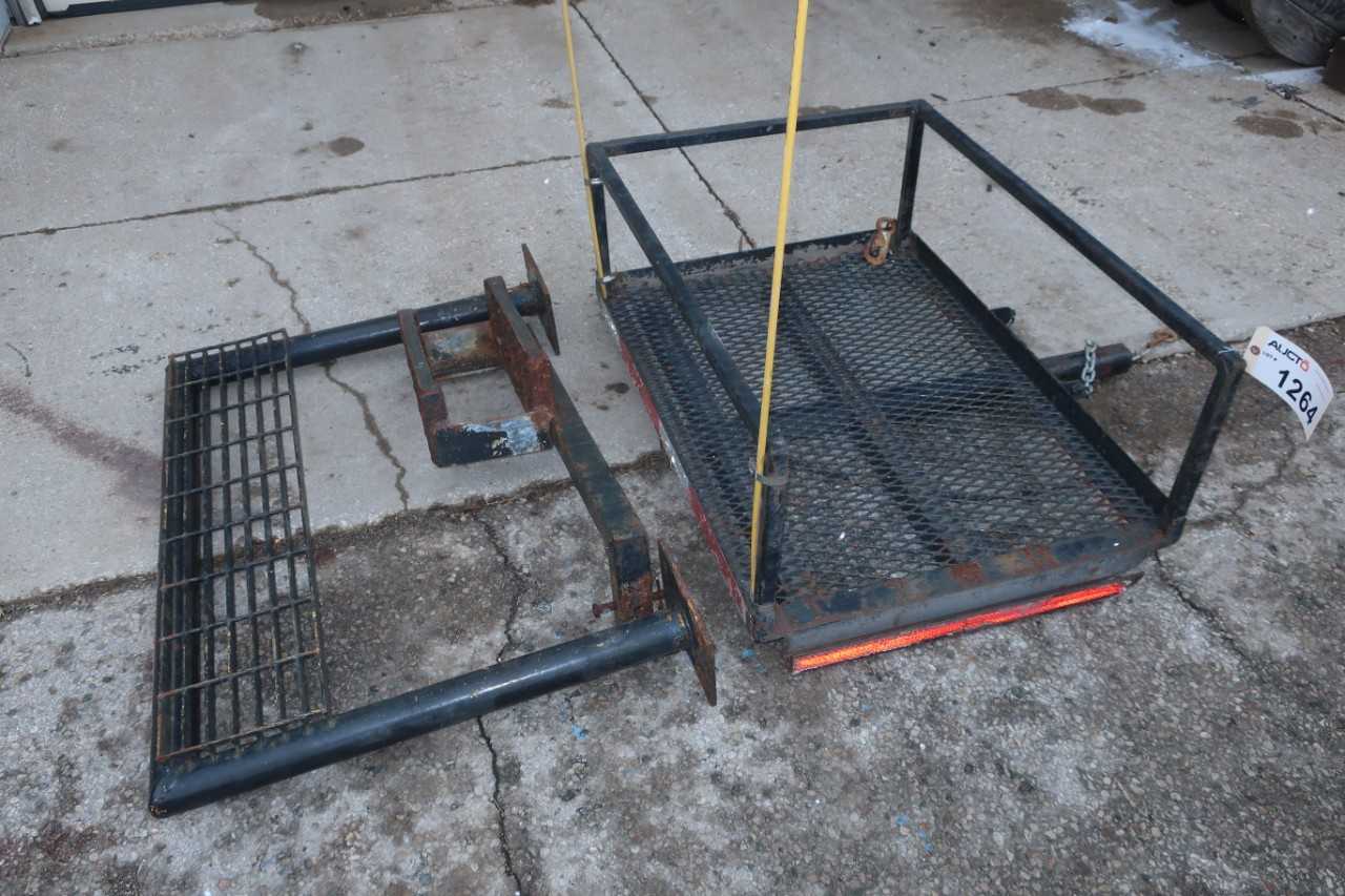 LOT OF ASSORTED TRUCK ATTACHMENTS - ELECTRIC POWER TOOLS