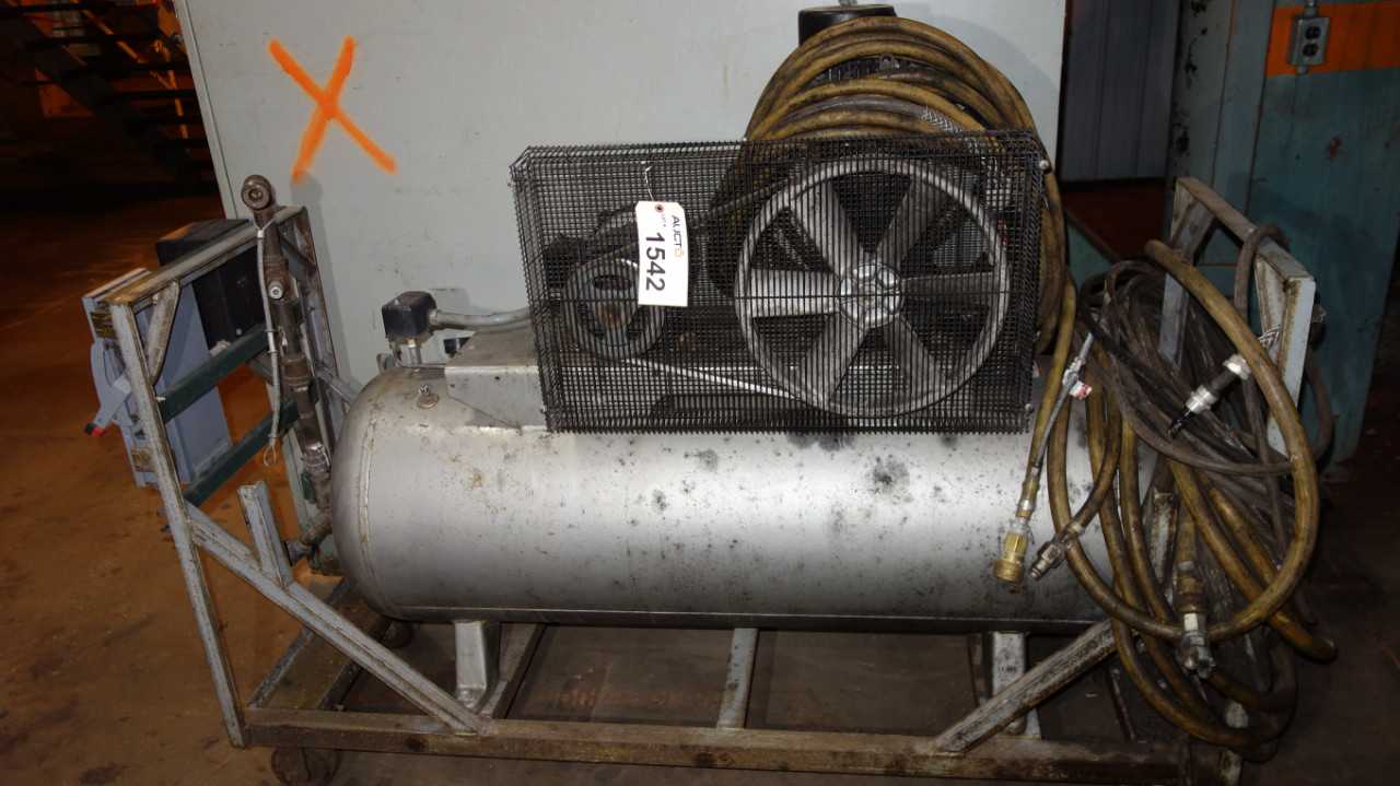 CAMPBELL HAUSFIELD PORTABLE AIR COMPRESSOR 5HP - AIR COMPRESSORS