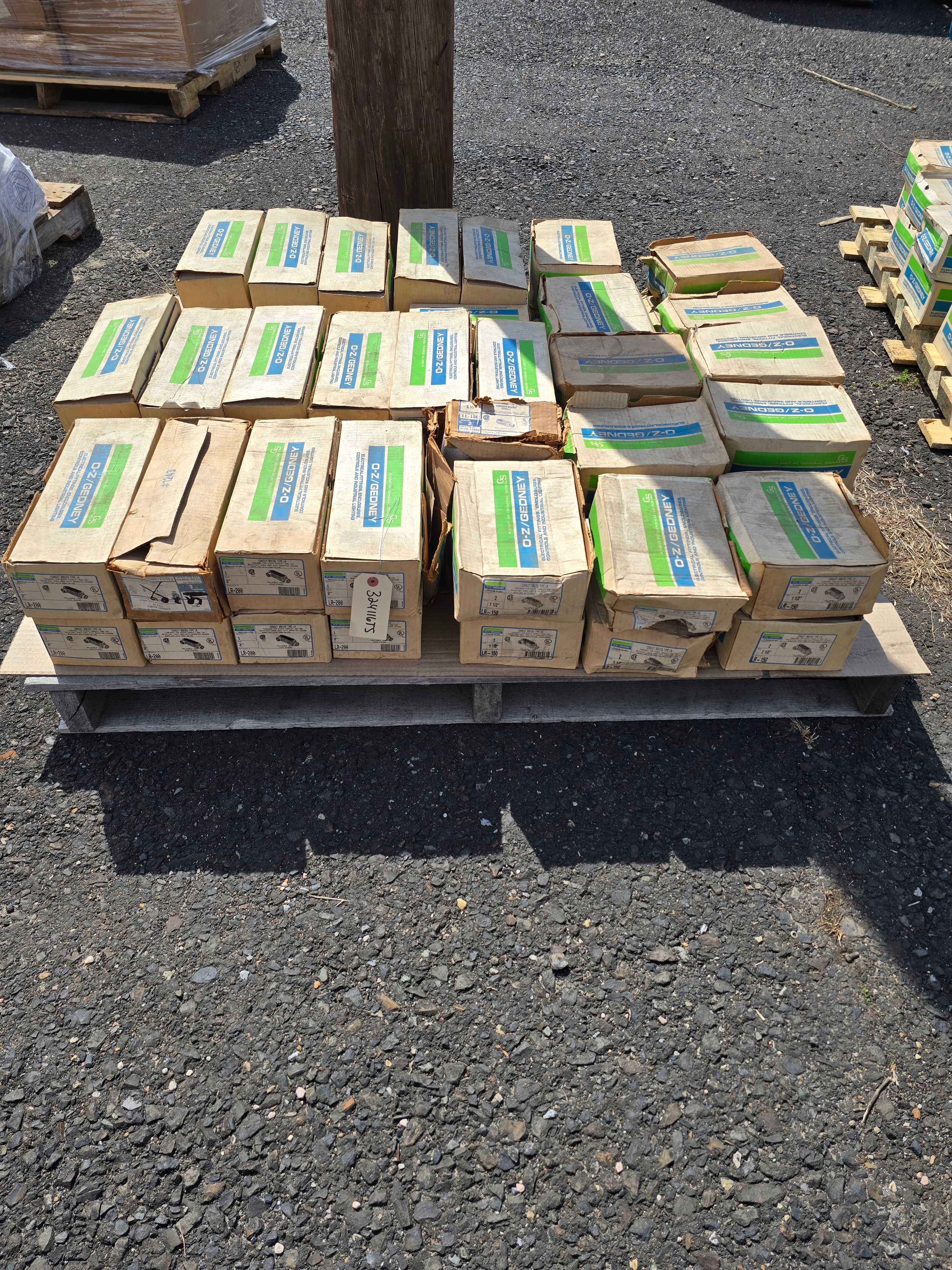 SKID OF OZ GEDNEY LL & LR CONDUIT BODIES - APPROX 54 BOXES - CONDUIT