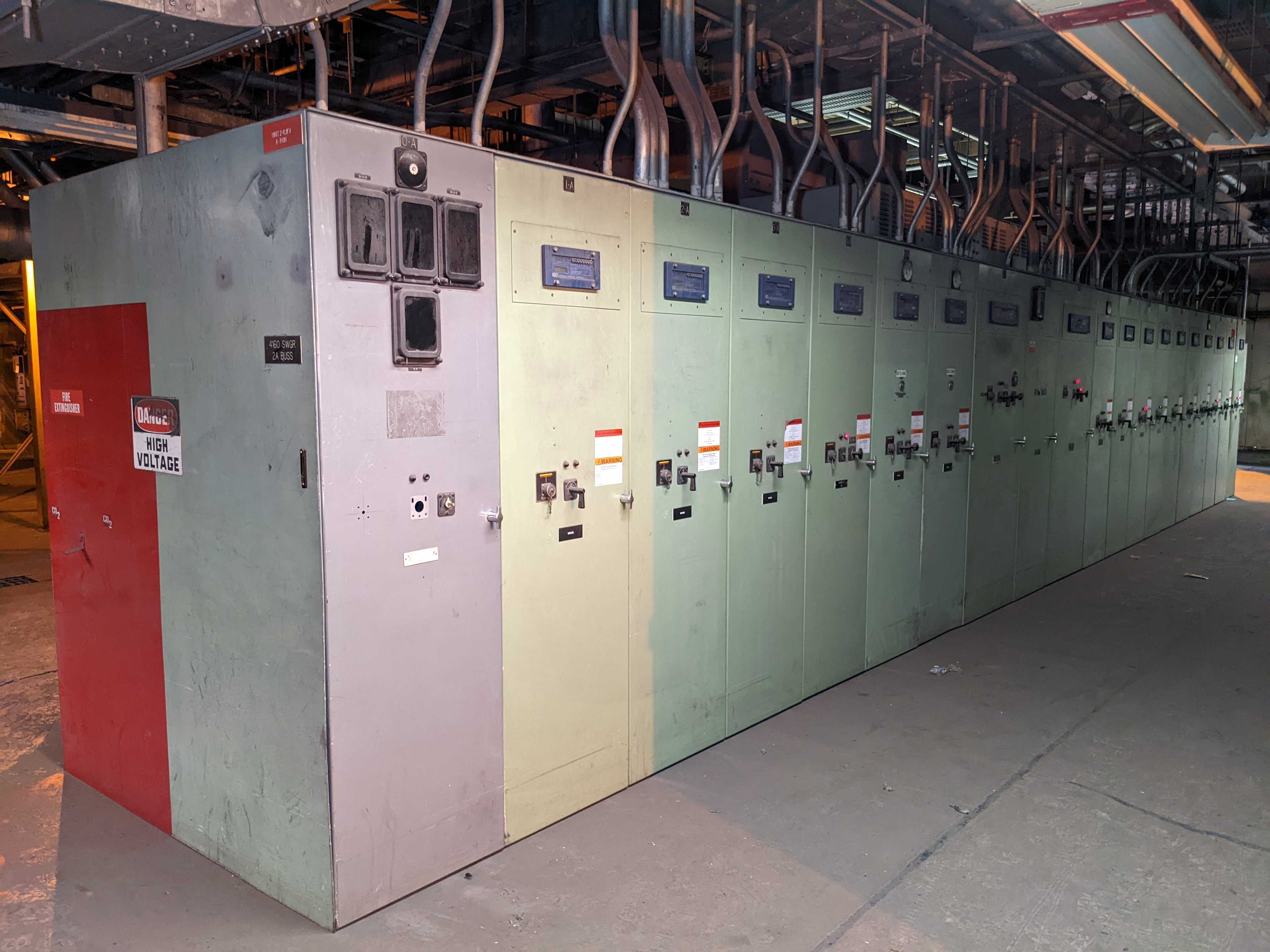 SWITCHGEAR LOAD CENTER - SWITCHGEAR