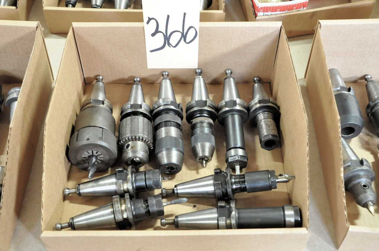 10 Lyndex 30 Taper Tool Holders in 1 Box - ELECTRIC POWER TOOLS