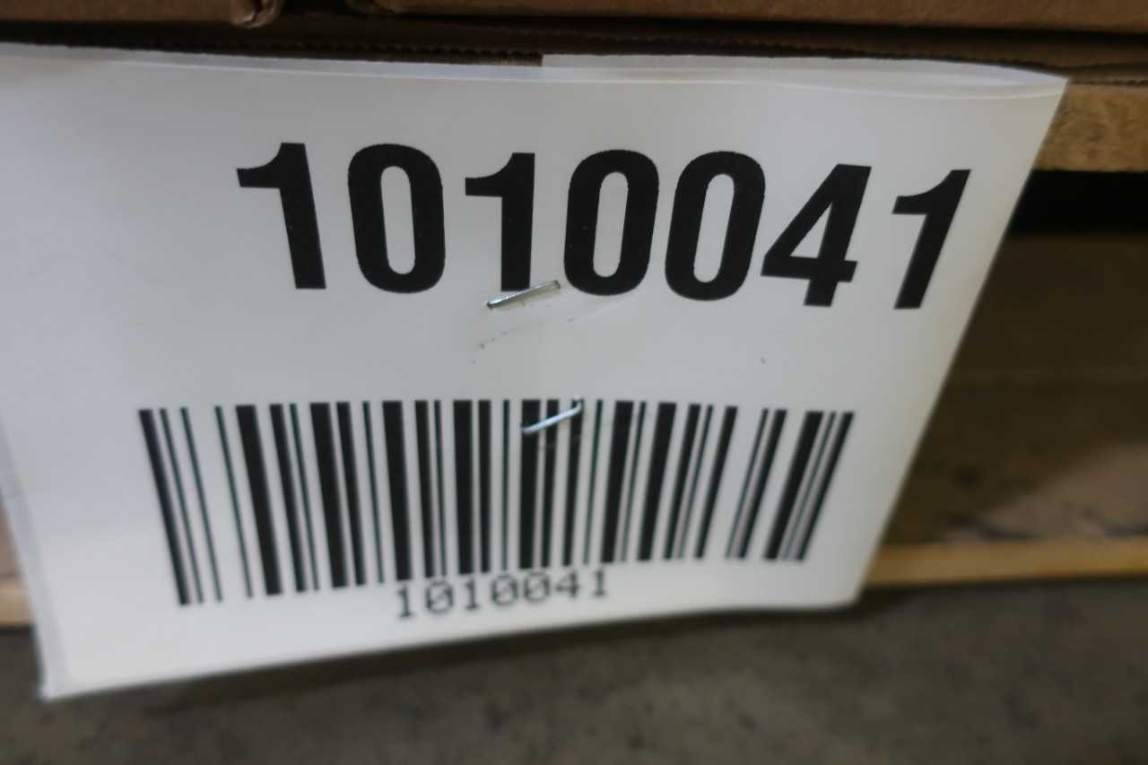 2 PALLETS OF ASSORTED EATON CIRCUIT BREAKERS - CIRCUIT BREAKERS