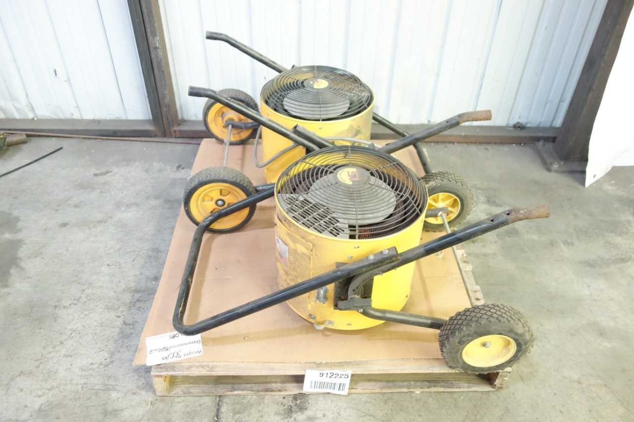 LOT OF 2 FOSTORIA 2M16 HEAT WAVE 15 MOBILE ELECTRIC HEATERS - HVAC EQUIPMENT
