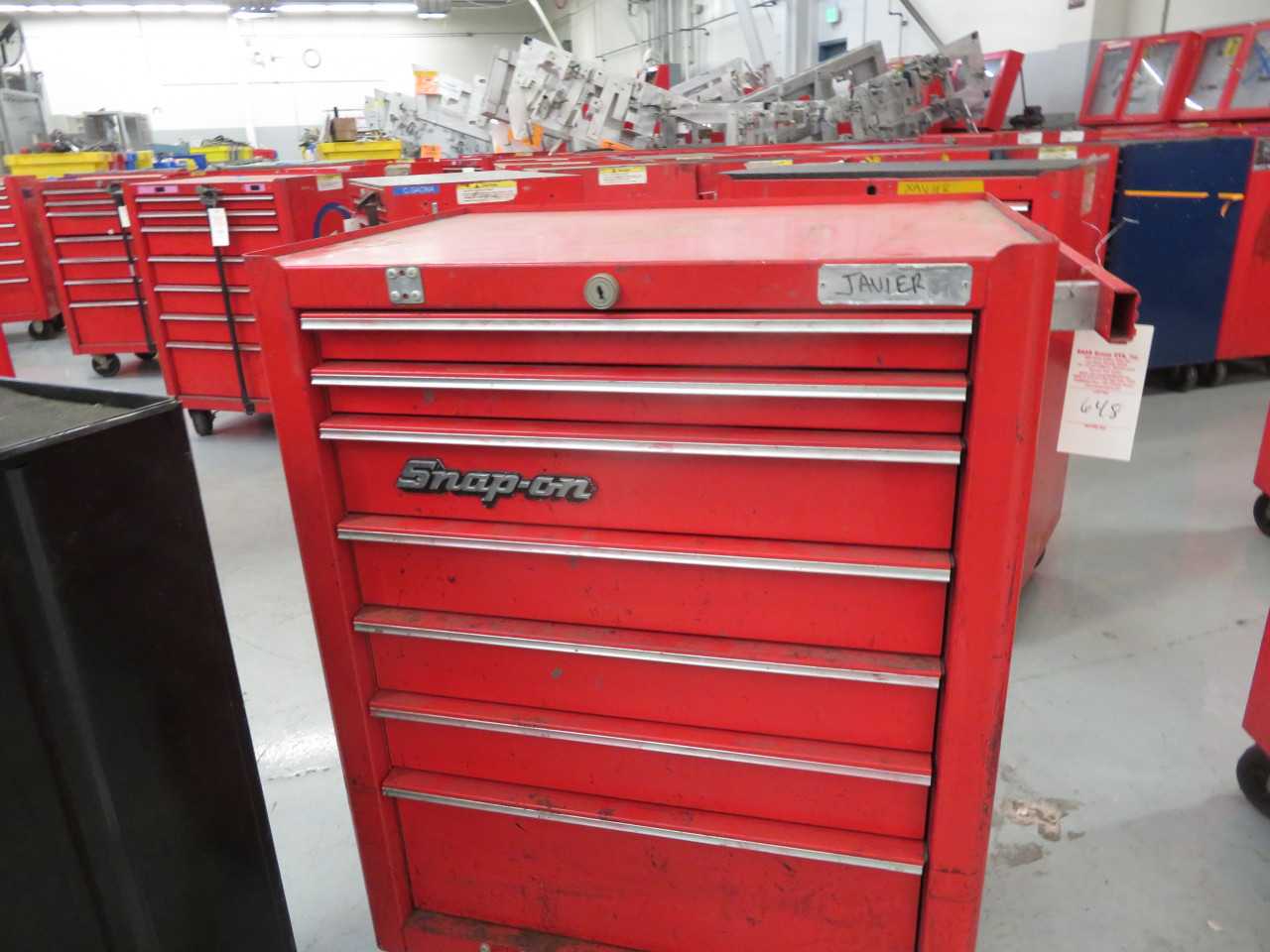 7 Drawer Tool Box Snap On - MISCELLANEOUS
