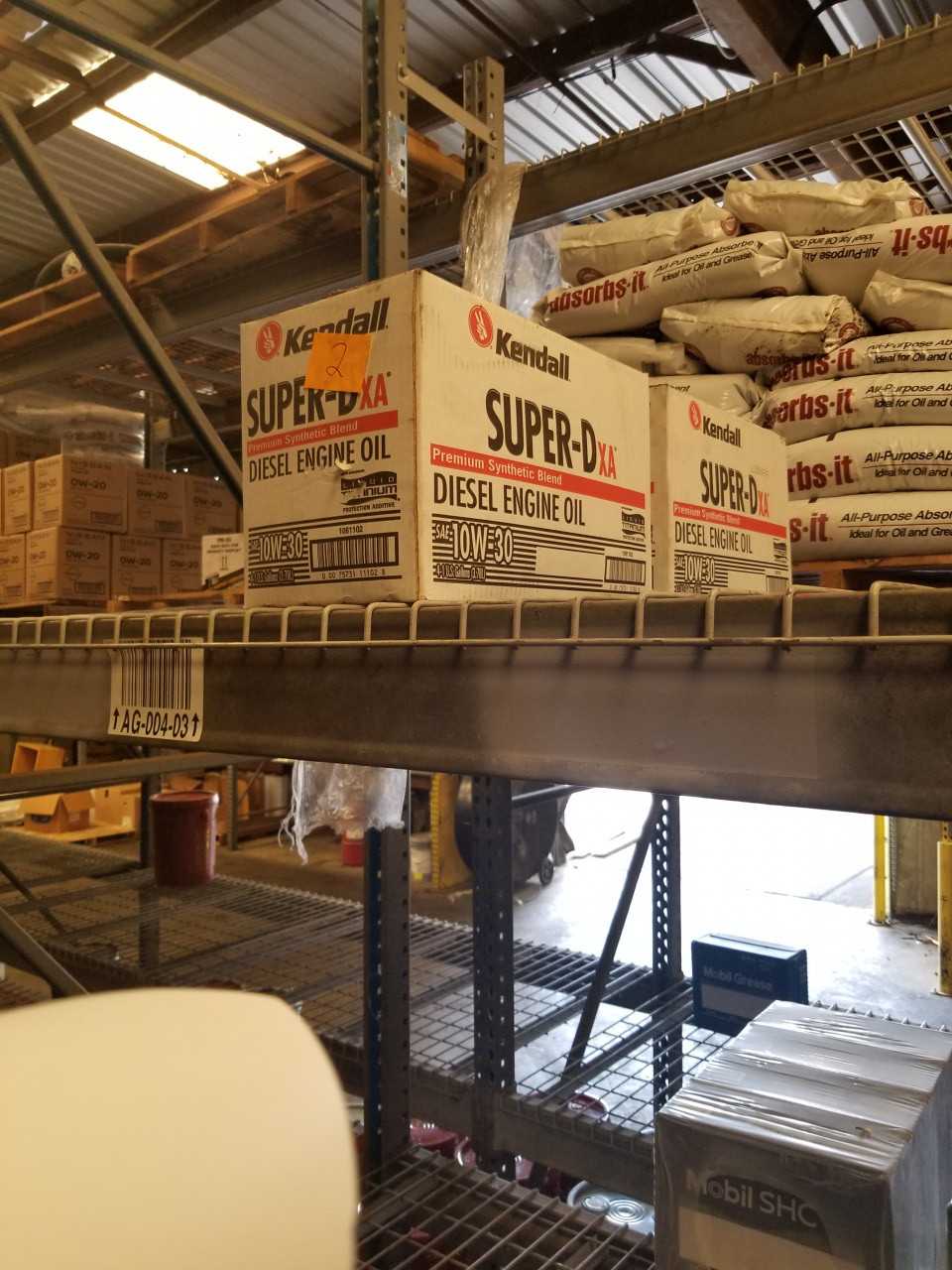Lot of 2 Cases - KENDALL SUPER-D XA (TI) SYNTHETIC BLEND DIESEL ENGINE OIL SAE10W30 4x1 Gallon Case - MISCELLANEOUS