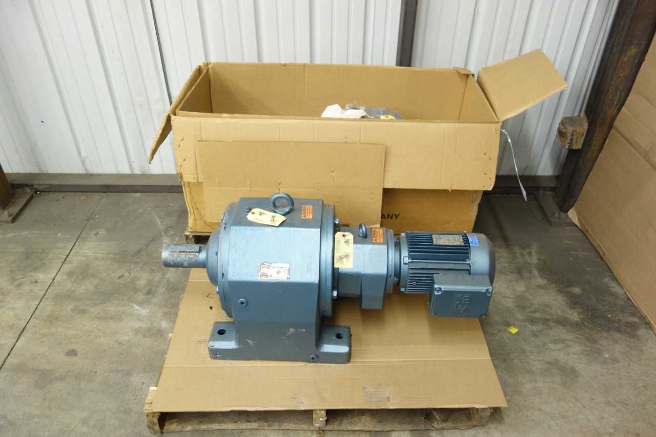 LOT OF 2 SEW EURODRIVE GEAR MOTORS - GEAR REDUCERS