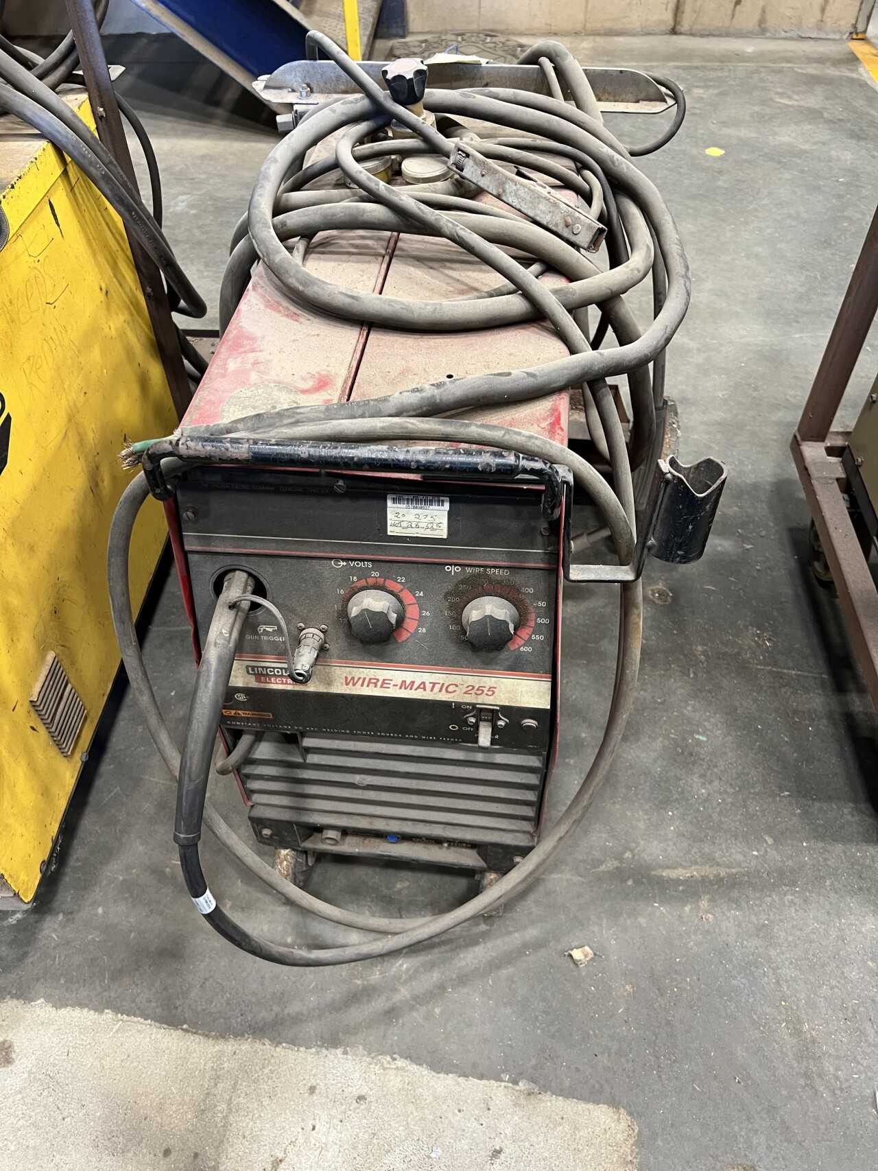 Lincoln Wire-Matic 255 Welder Type WM-255 - WELDING EQUIPMENT