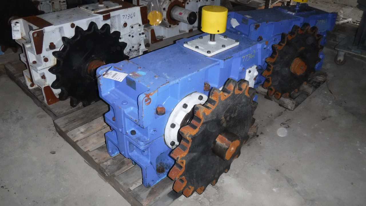 100 HP Sumitomo Gear Reducer Model PDH9065P3-RLF-45 - GEAR REDUCERS