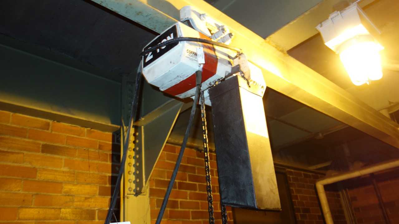 COFFING 2 TON ELECTRIC HOIST - LIFTING EQUIPMENT