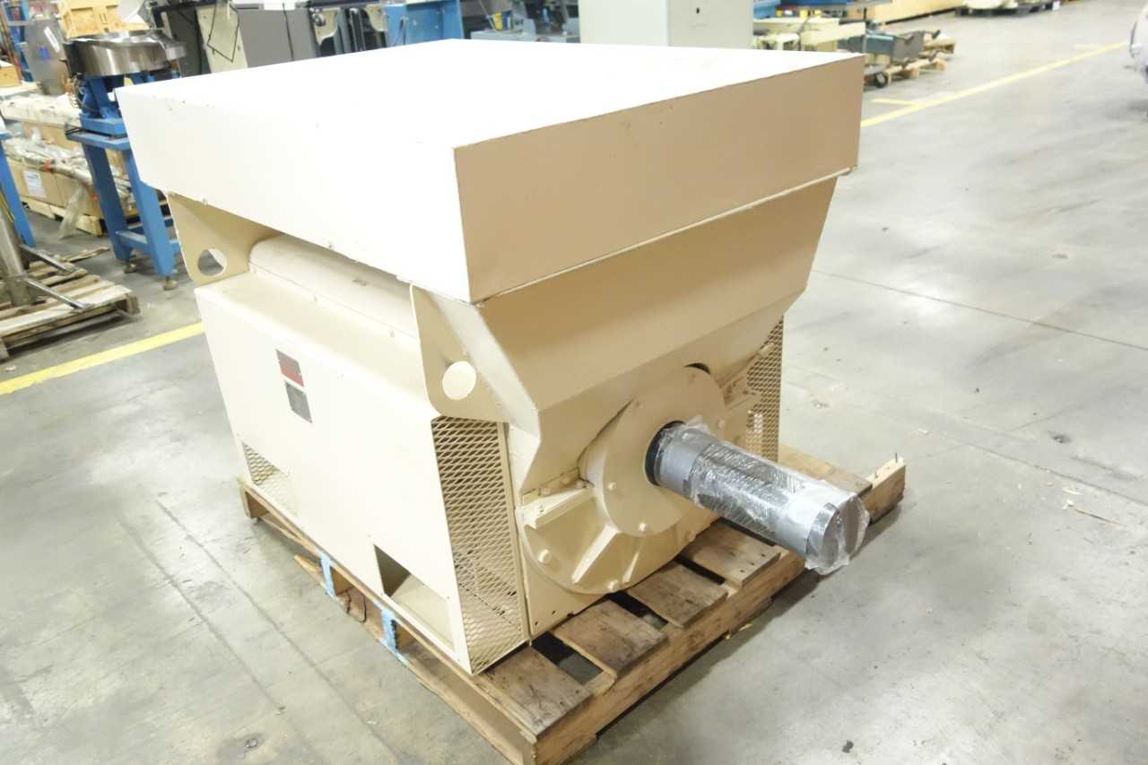 WESTINGHOUSE, 300 HP, 4000 V, 3 PH, ELECTRIC MOTOR - ELECTRIC MOTORS