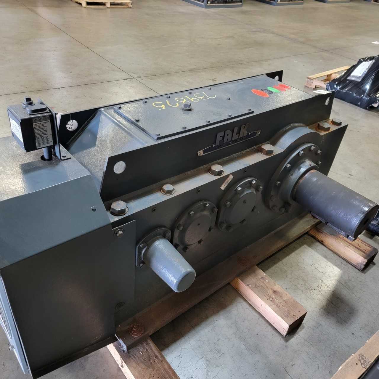 FALK 465A3-CS 300HP 38.36:1 ENCLOSED GEAR DRIVE - GEAR REDUCERS