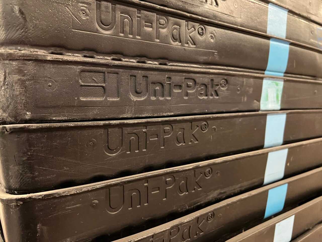 35 UNI-PACK PLASTIC PALLETS - 44IN X 45IN (NEW MEXICO) - INDUSTRIAL PARTS