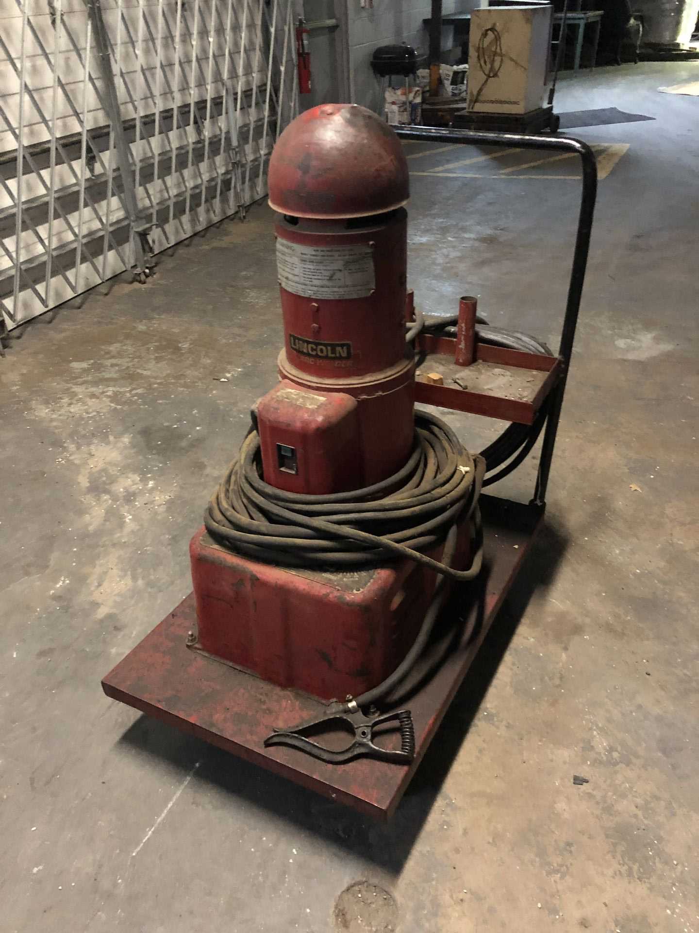 Lincoln DC-250 MK Arc Welder - WELDING EQUIPMENT