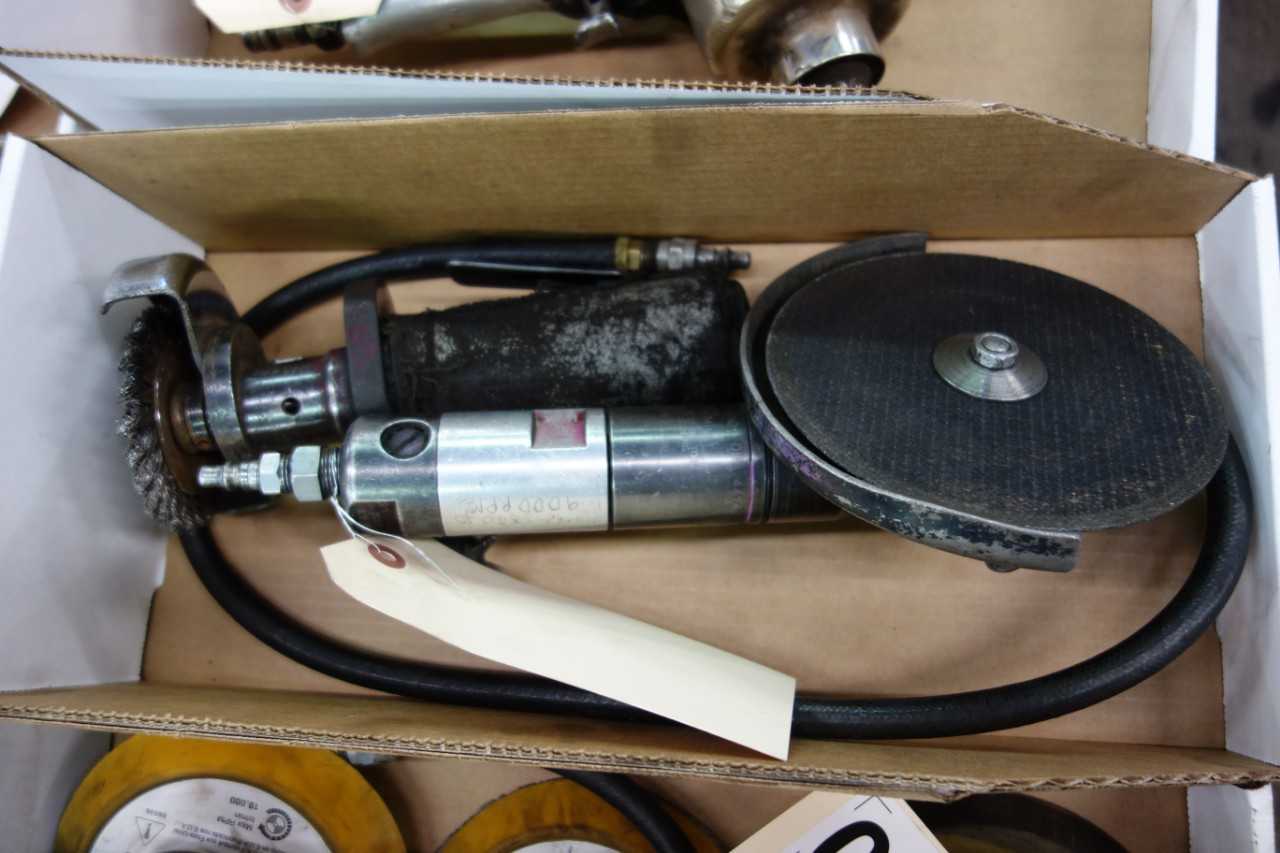 LOT OF 2 ASSORTED PNEUMATIC AIR BUFFER GRINDERS - PNEUMATIC POWER TOOL