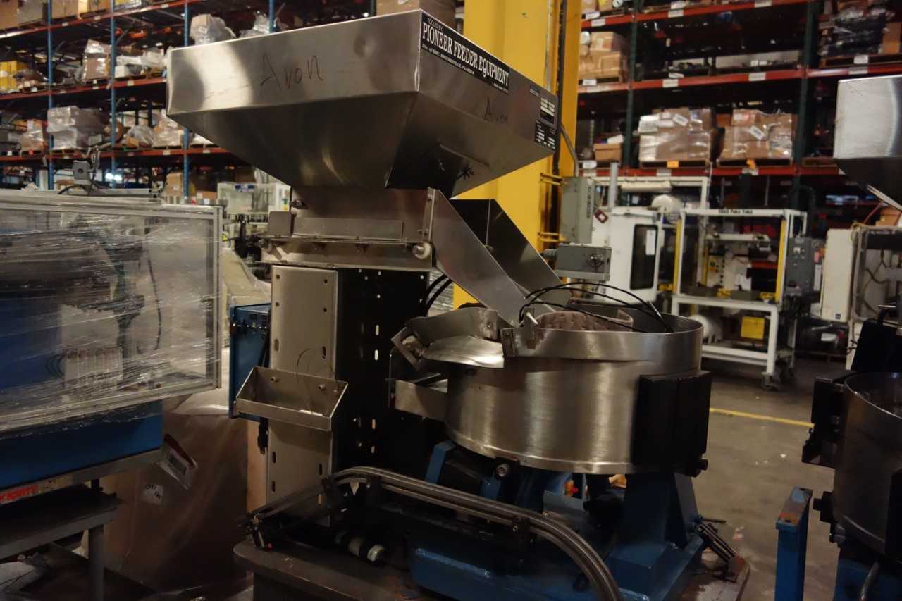 LOT OF 2 PIONEER EQUIPMENT ROTARY DISK FEEDER SYSTEMS - MACHINING ACCESSORIES & TOOLING